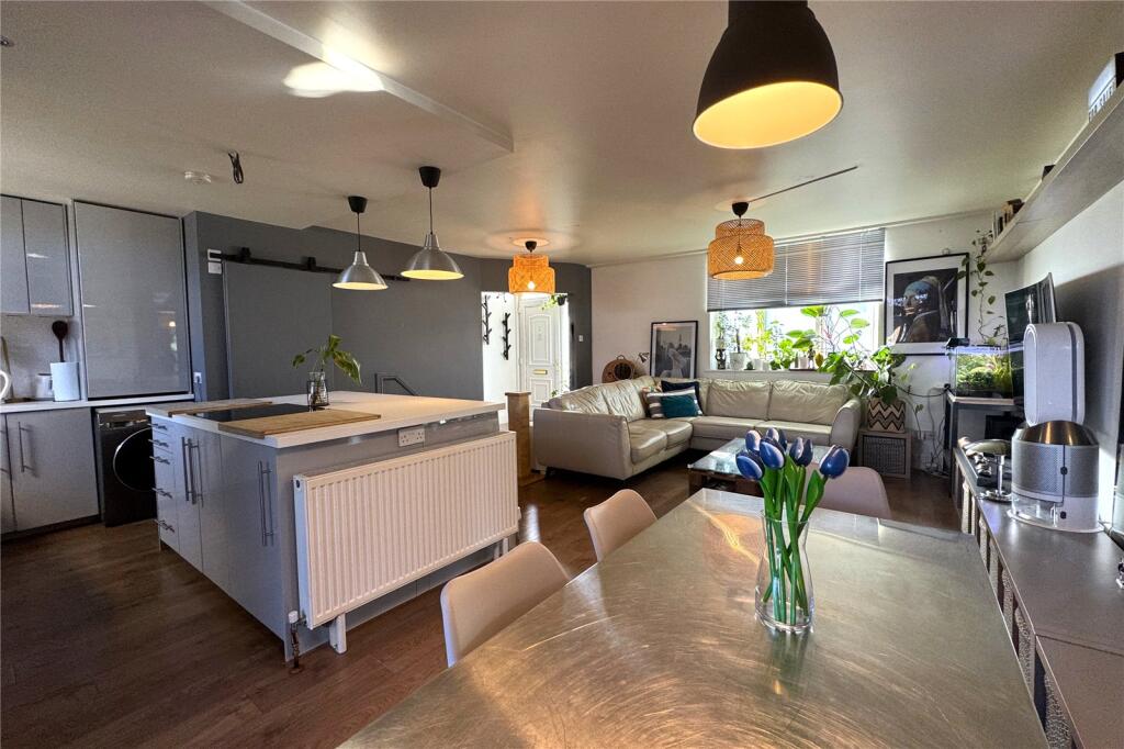 House in Rushmoor, Hampshire - View 6