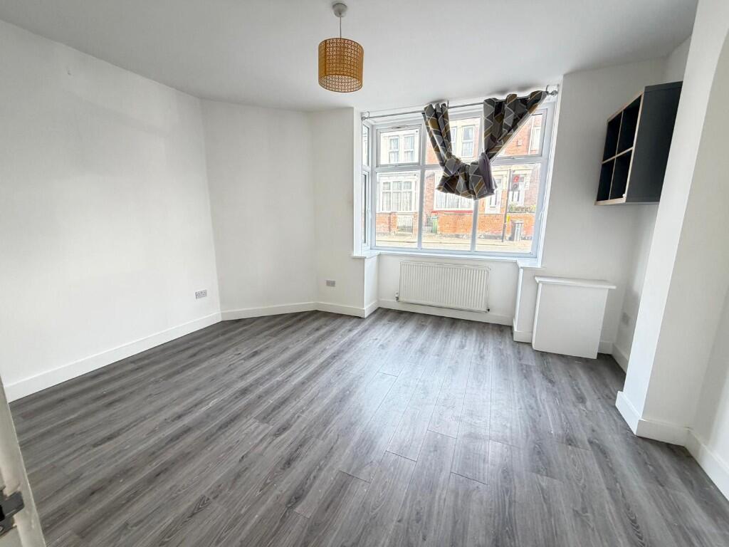 Additional image 3 of Bearwood Road, Birmingham, B66