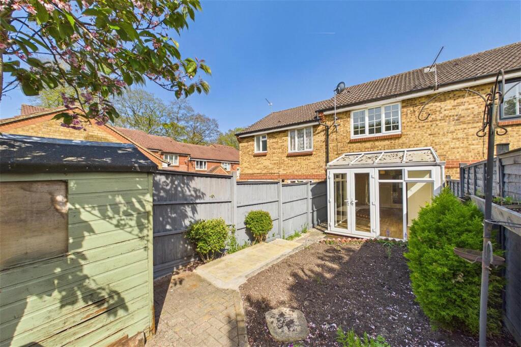 Little Copse Chase, Chineham, Basingstoke, Hampshire, RG24 - View 3