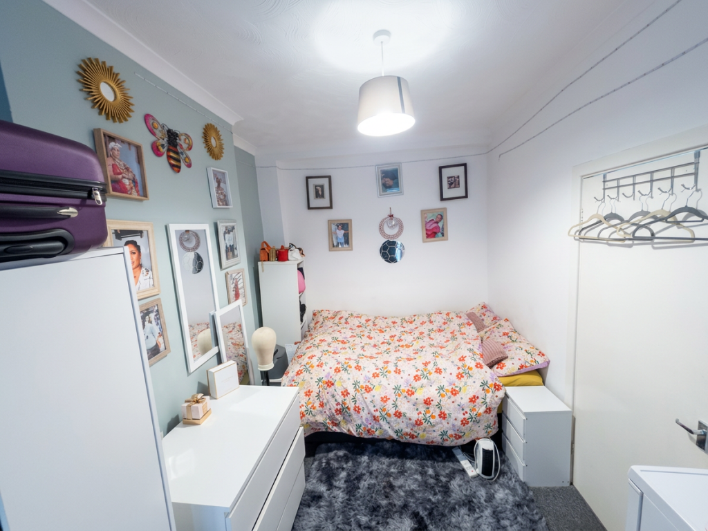 Additional image 5 of Milner Road - 4 bed, Selly Oak, West Midlands, B29