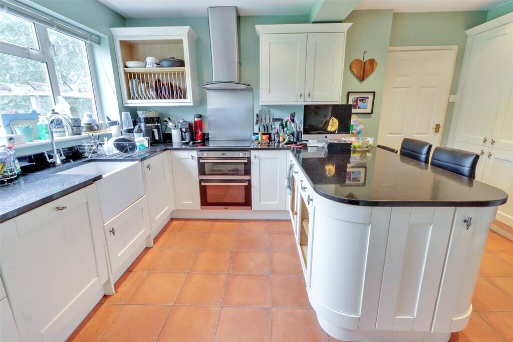 House in Reading, Earley - View 3