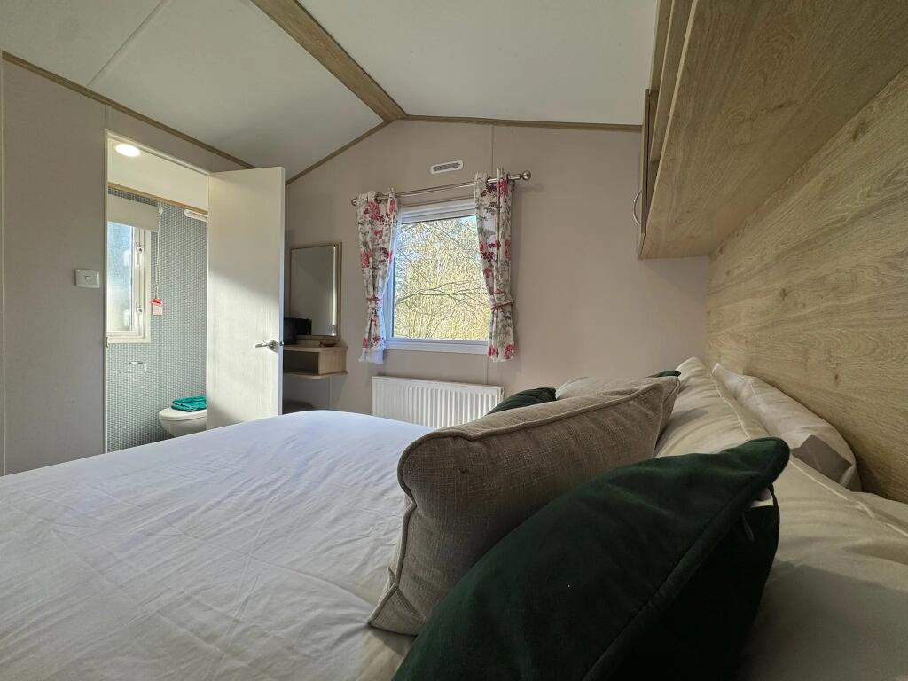 2020 Atlas Mirage Super, Pevensey Bay Holiday Park, Pevensey Bay, Eastbourne, East Sussex, BN24 6DH - More