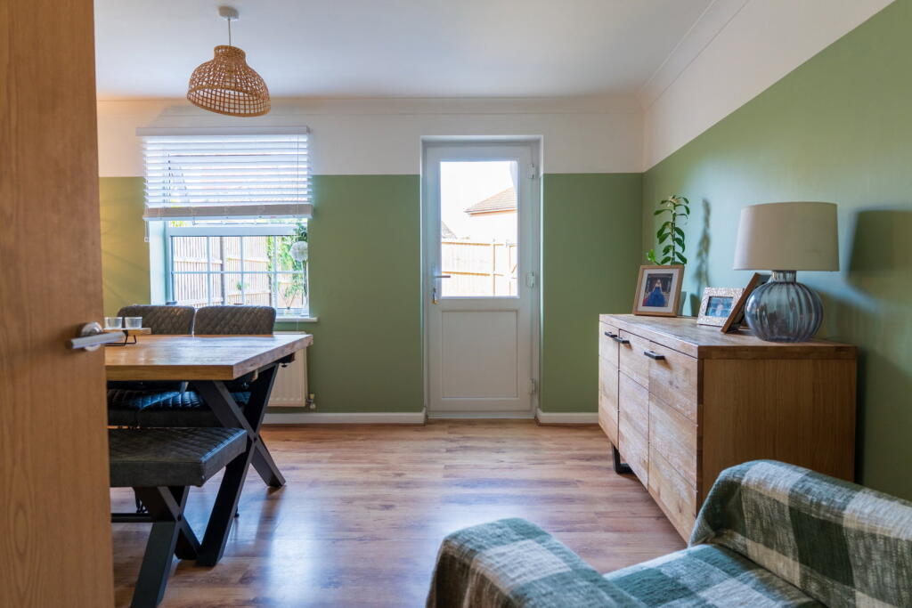 Deepdale, Carlton Colville, Lowestoft, NR33 8TU photo 4