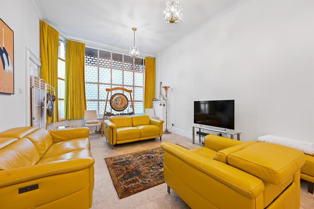 Main image of property: Chamberlayne Road, Kensal Rise, NW10 3JG