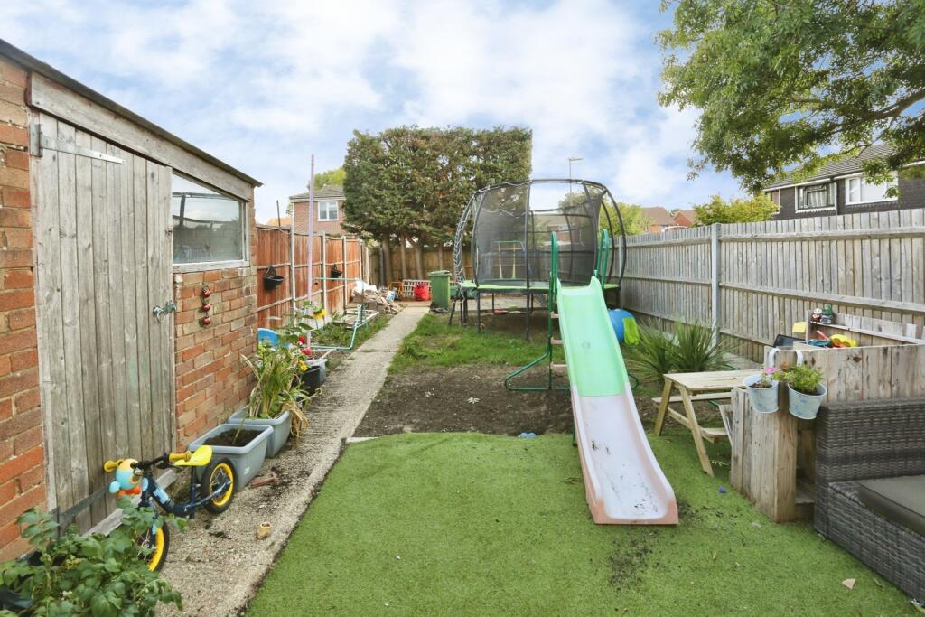House in Fareham, Hampshire - View 4