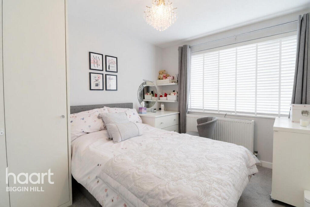 Apartment in London - More