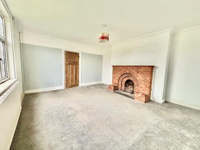 Croft Road, Selsey photo 3