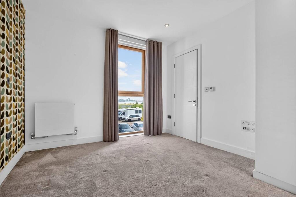 Apartment in Cardiff - View 5