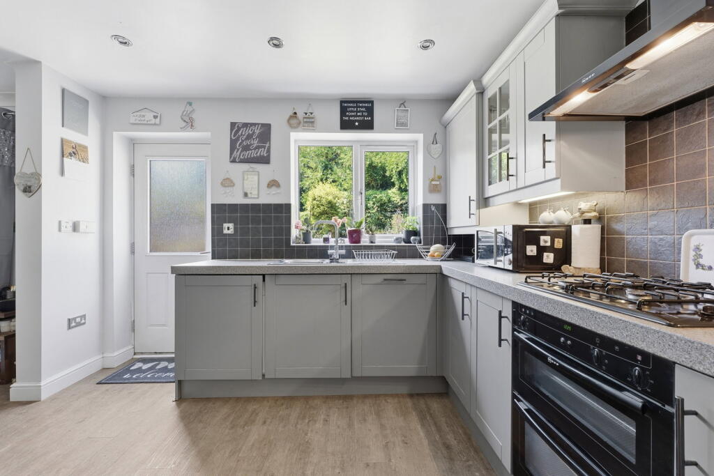 House in Nottingham, Gedling - View 4