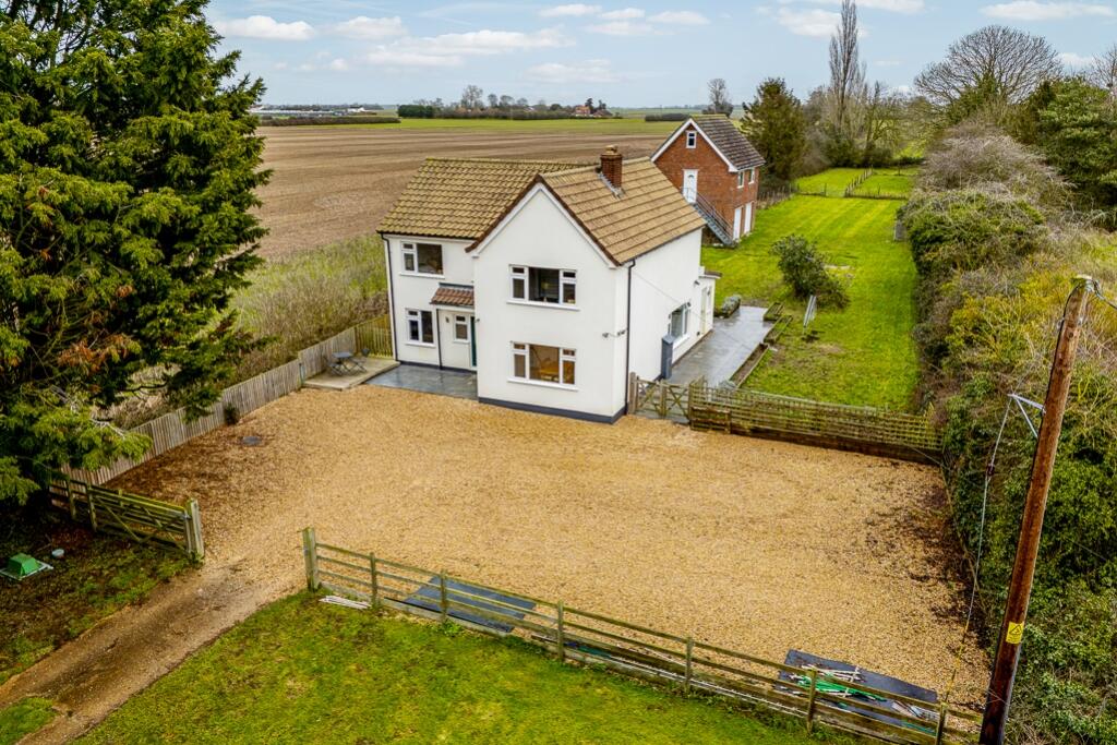 3-bed detached on Trader Bank, Fenside, Sibsey, Boston, Lincolnshire, PE22, £500,000