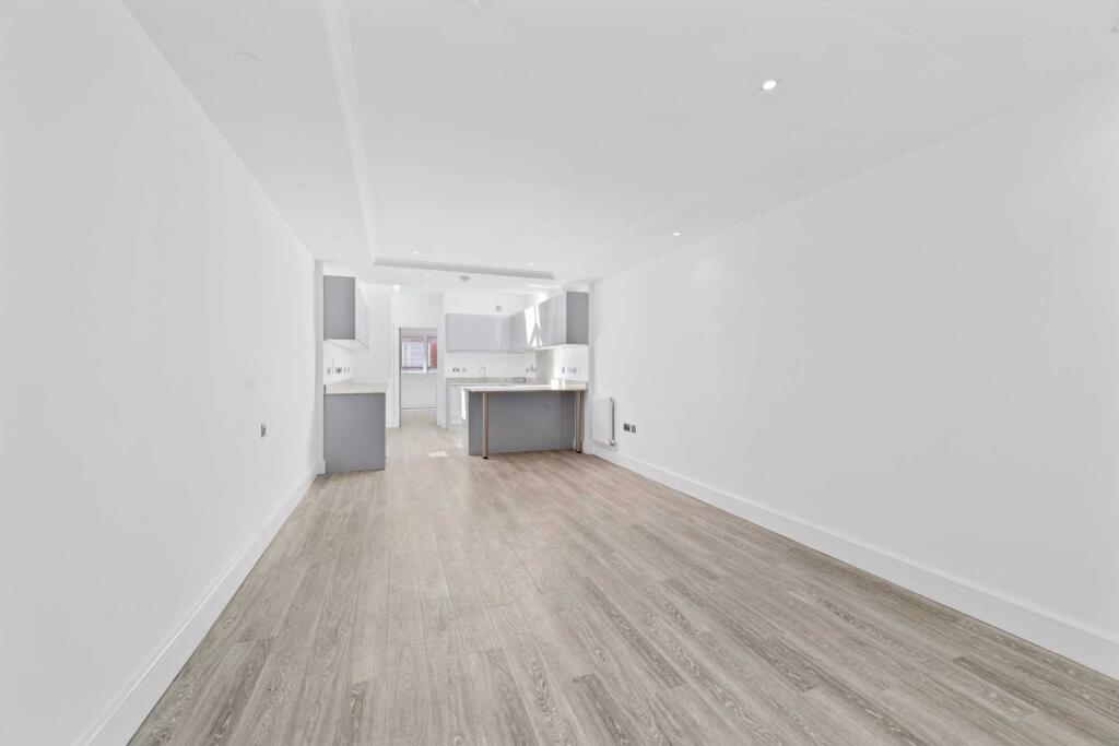 Apartment in London - View 3
