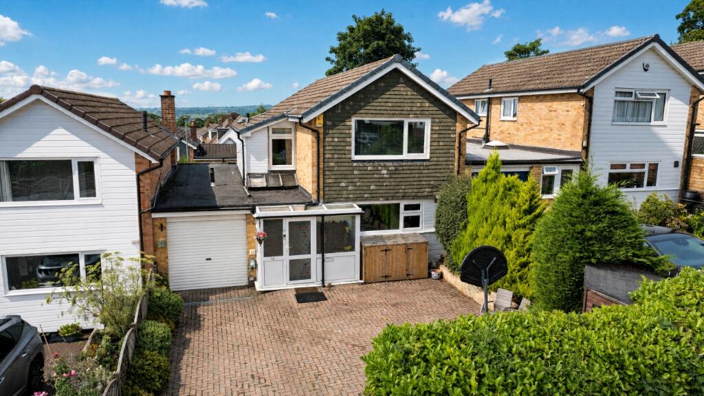 Main image of property: Church Mount, Horsforth, Leeds, West Yorkshire, UK, LS18