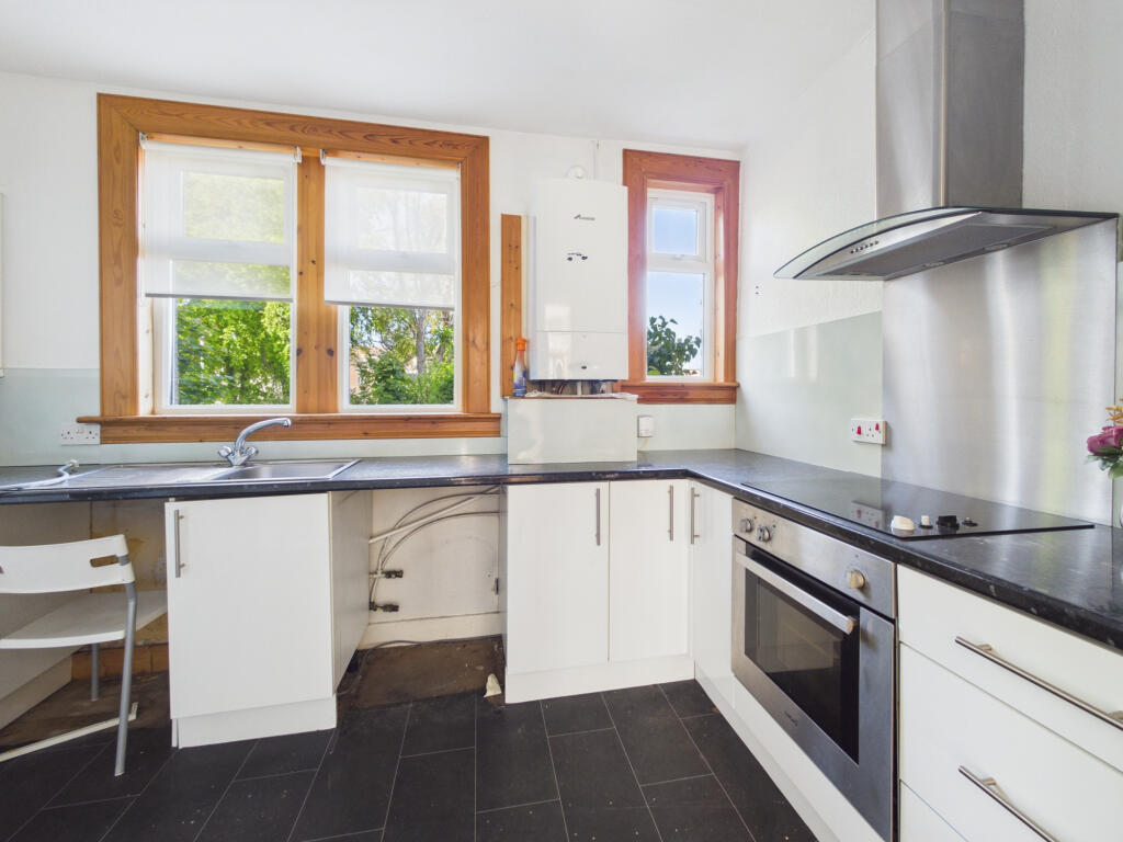 40 Birchwood Place, Dundee, Angus, DD2 photo 4