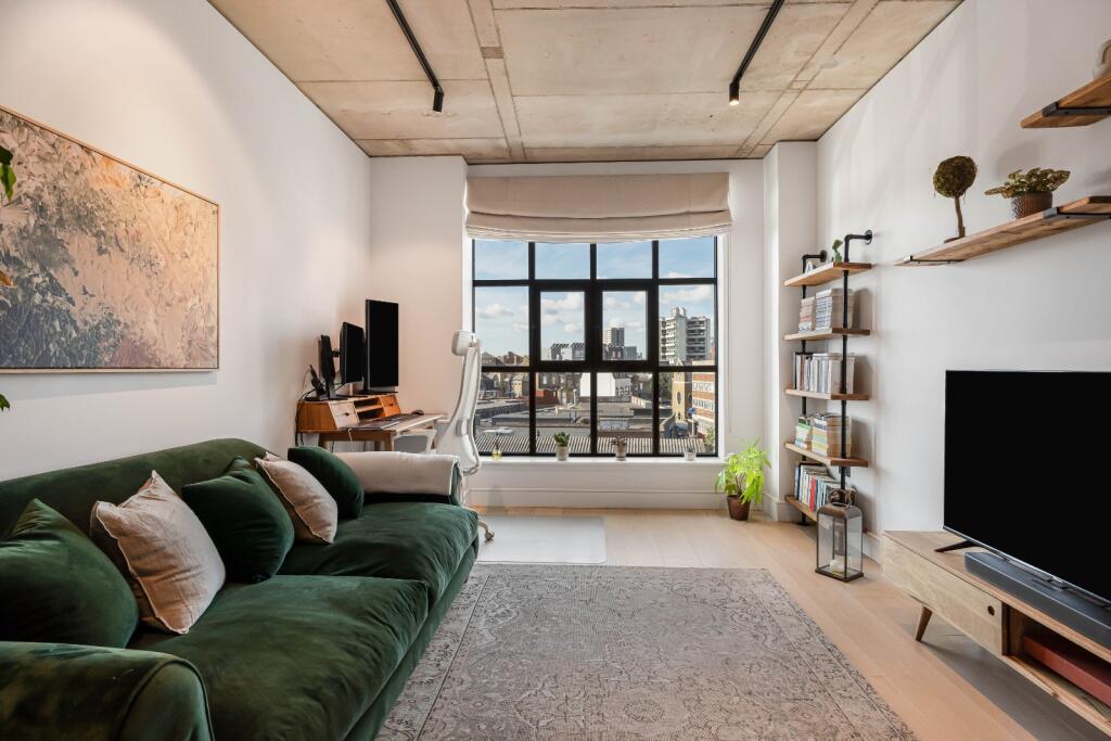 Apartment in London - View 3