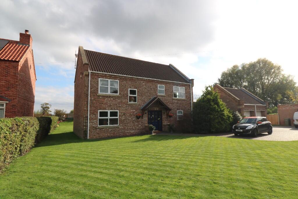 4-bed detached on Main Street, Gunthorpe DN9, £485,000