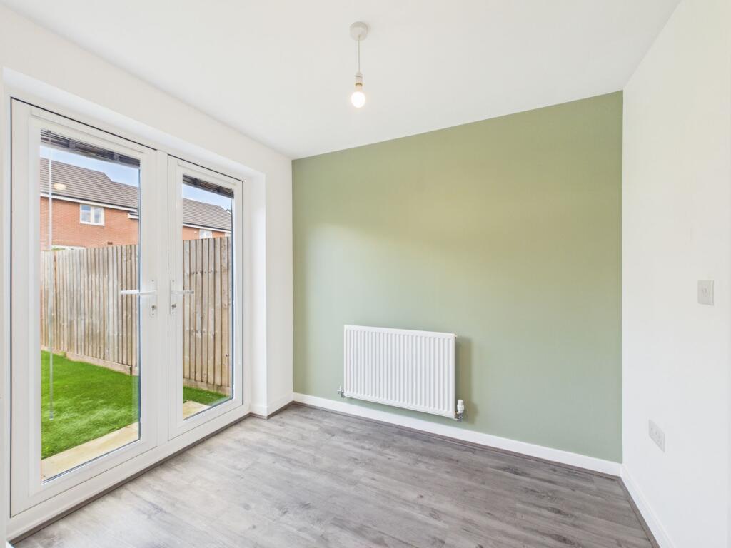 House in Newport - View 3