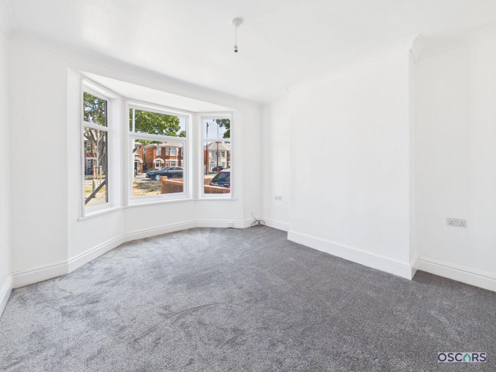 House in Hull - View 3