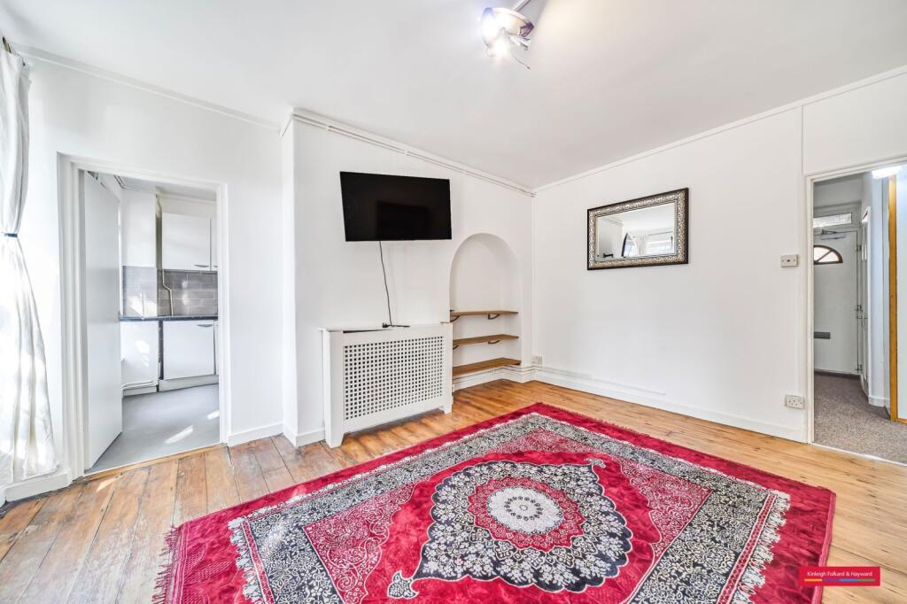 Apartment in London - More