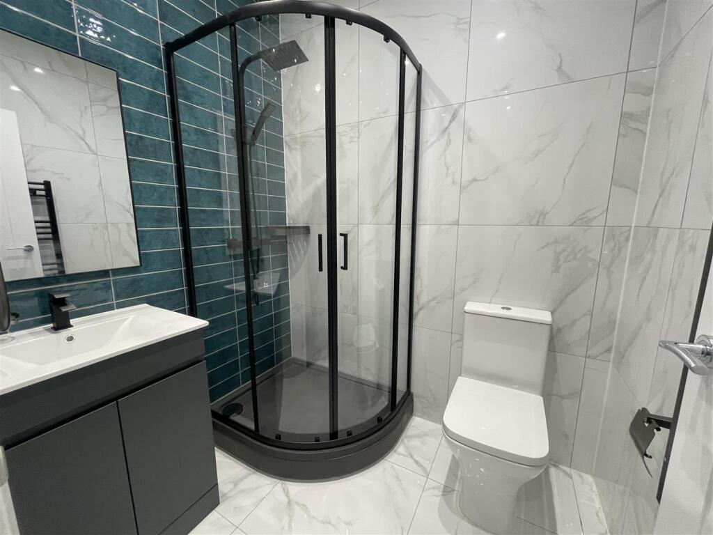 Additional image 2 of Spectrum House, East Parade, Bradford