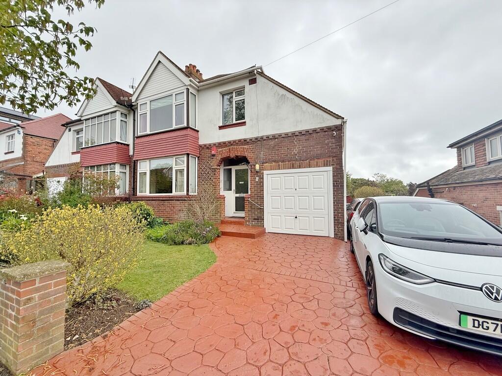 Main image of property: Farlington Avenue, Drayton, Portsmouth