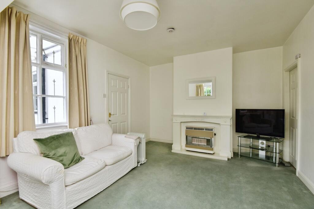 6, Lynton Place, Alsager, Stoke-on-Trent, Cheshire, ST7 photo 4