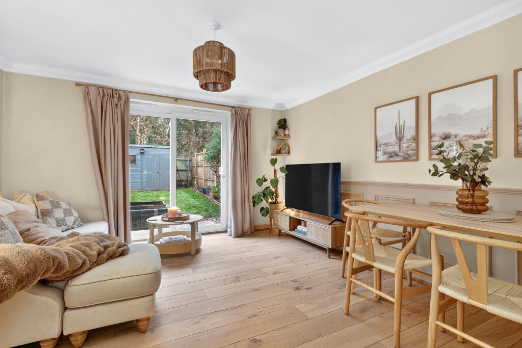 Poperinghe Way, Arborfield, Reading, RG2 photo 3