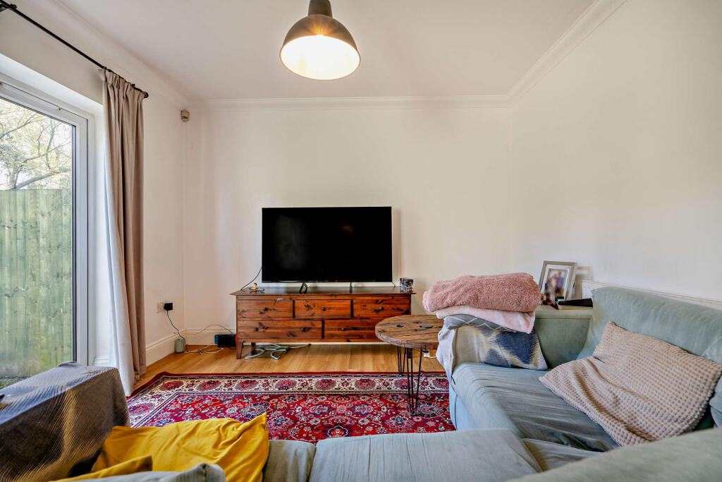 Apartment in Bournemouth - View 2
