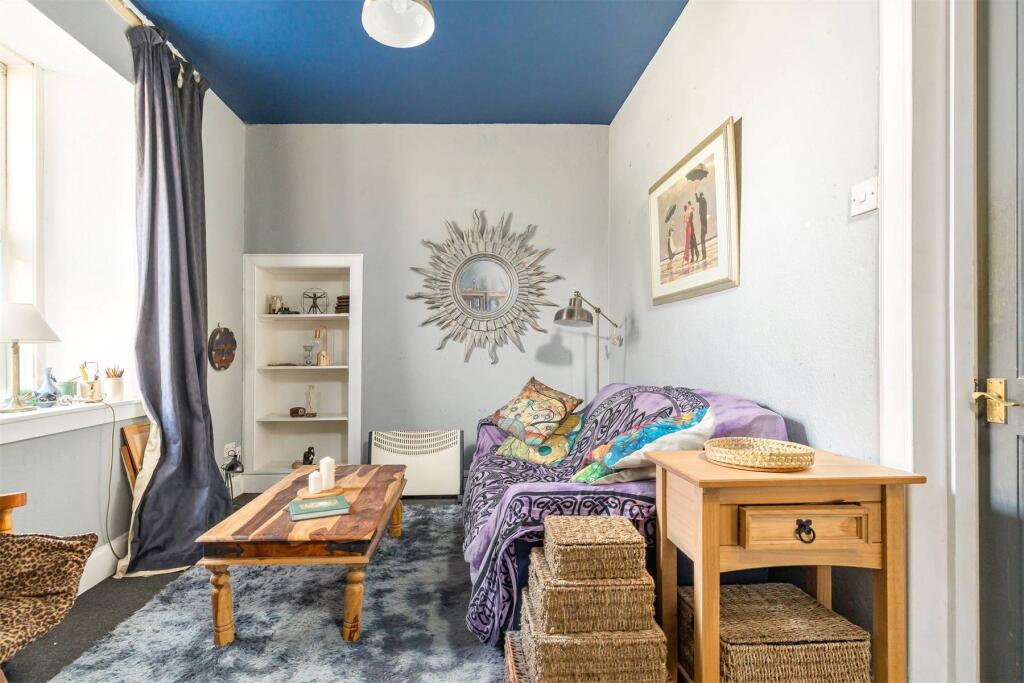 Apartment in Kirkliston - View 2