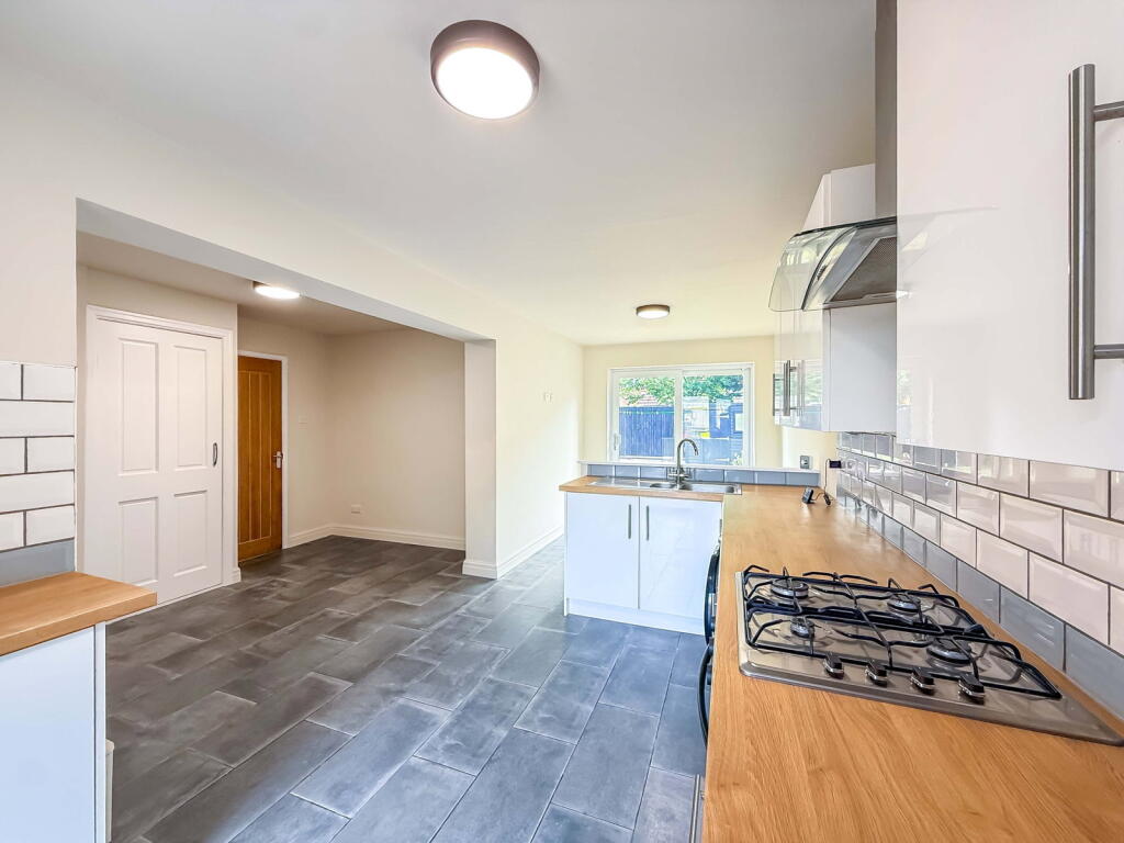 House in Sefton, Liverpool City Region - More
