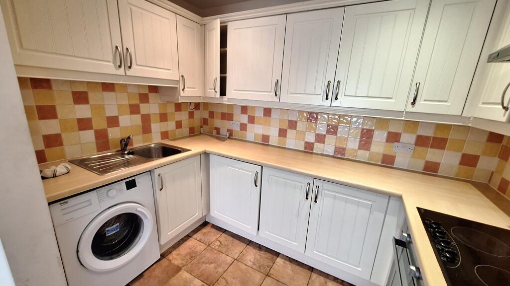 Apartment in Coventry - View 5
