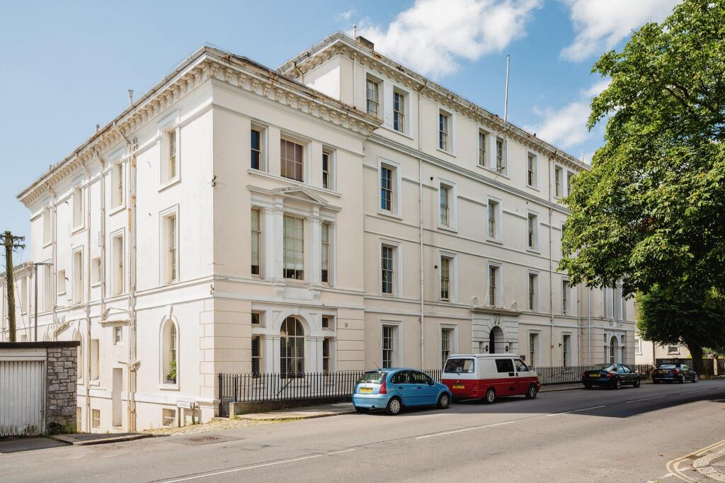 2-bed flat on Clarendon House, 1-3 Albert Road, Plymouth, Devon, PL2, £160,000