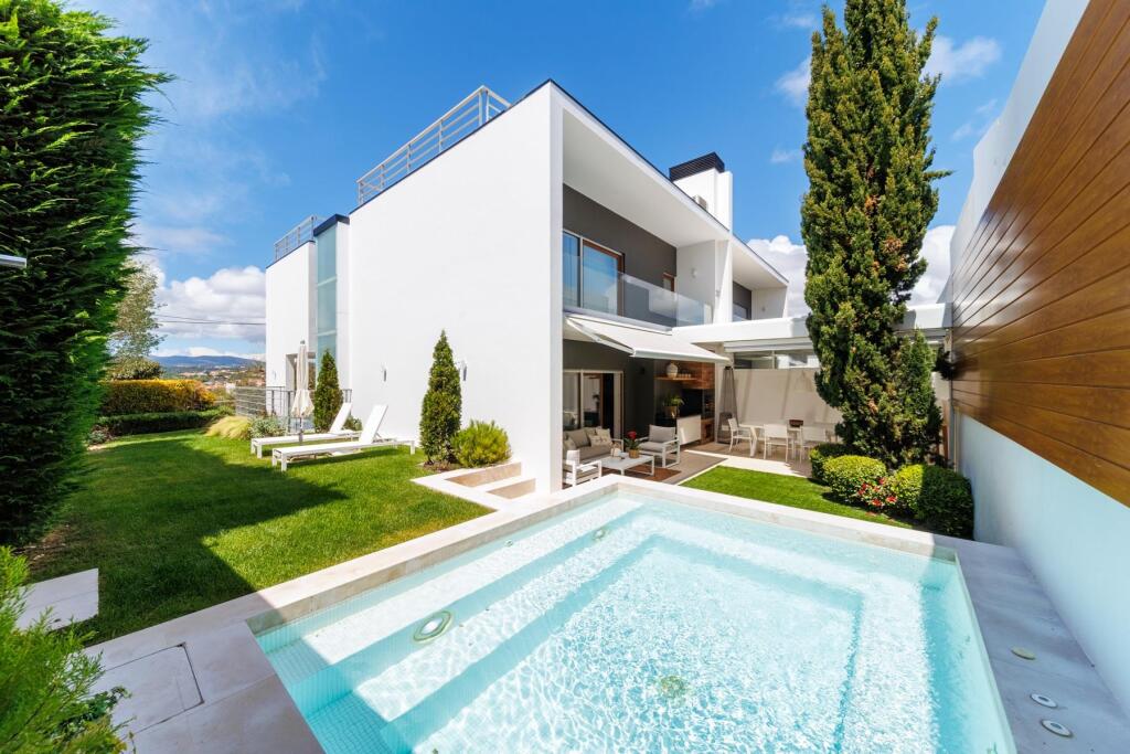 Main image of property: Lisbon, Cascais