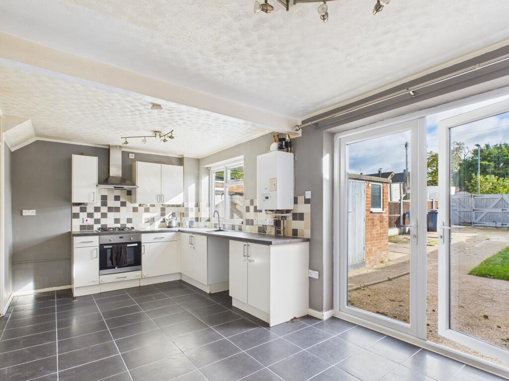Waterford Drive, Chaddesden photo 4