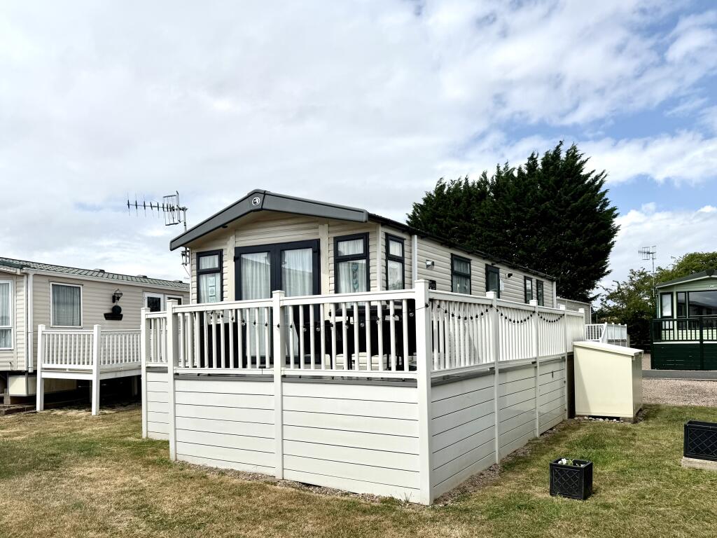 Main image of property: Avon Caravan Park, Warwick Road, Stratford-upon-avon, Warwickshire