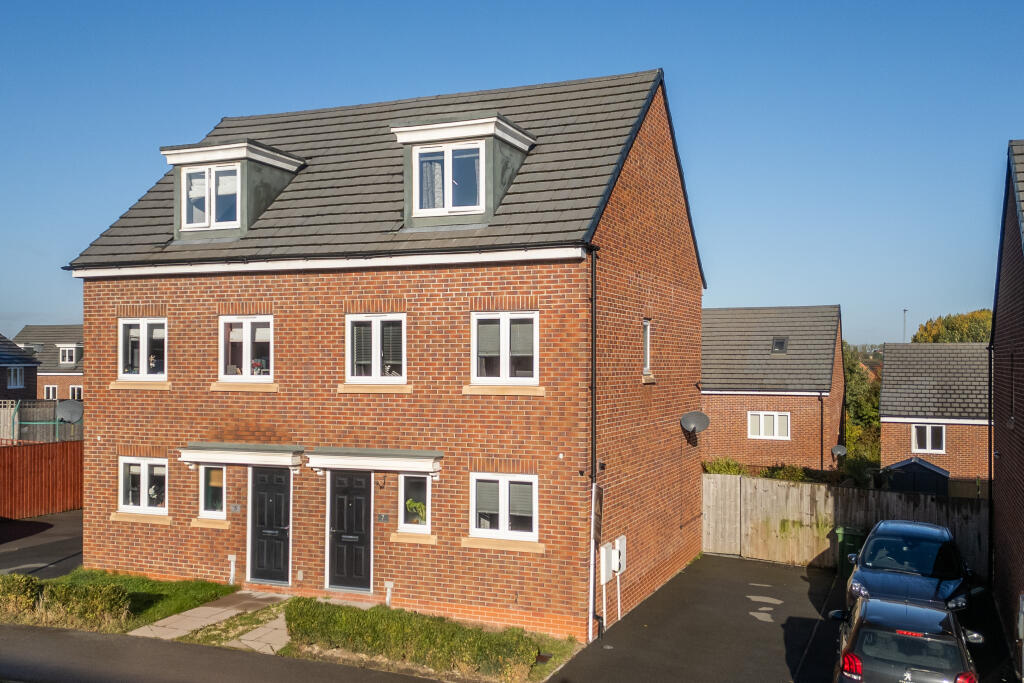 3-bed semi-detached on Haydock Avenue, Castleford, Wakefield, £255,000