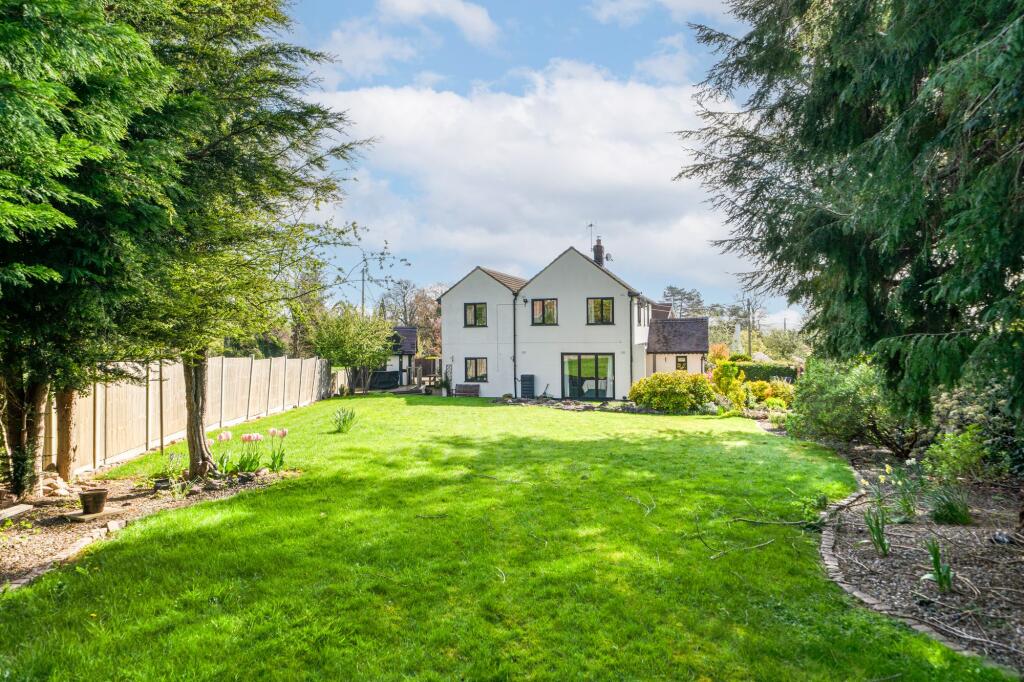 Manor Farm Lane, Oldbury, WV16 photo 4