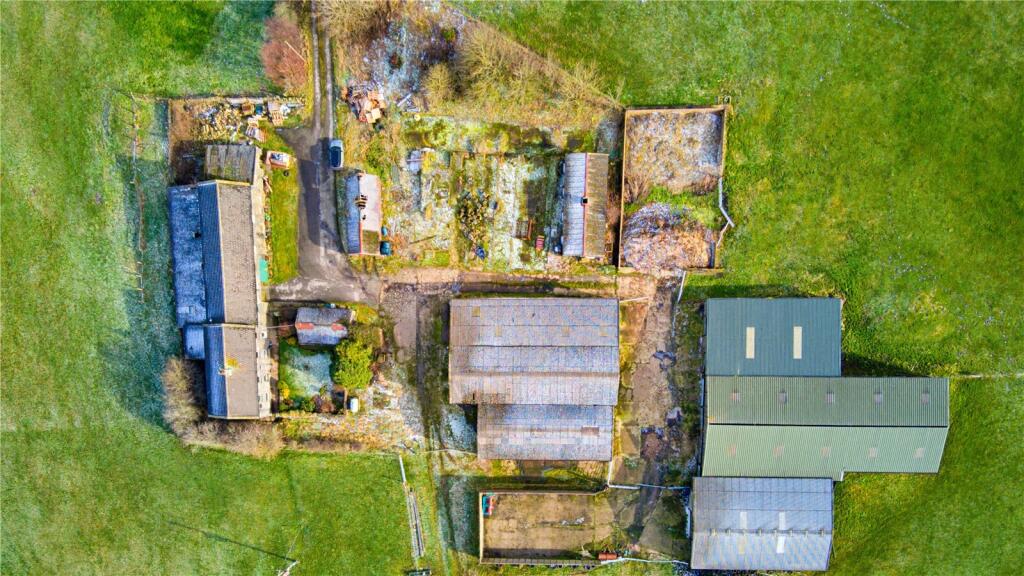 Whams Road, Crow Edge, Sheffield, S36 photo 4