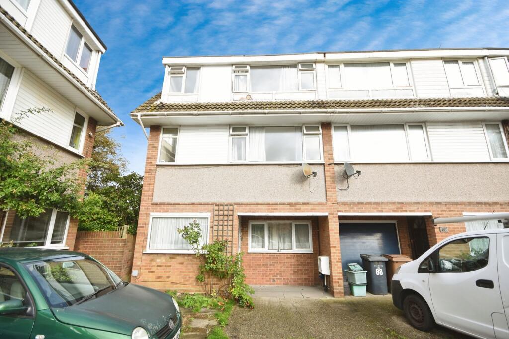 Main image of property: St. Fabians Drive, Chelmsford, Essex, CM1