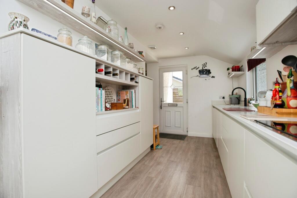 Hallaze Road, Penwithick, St. Austell, Cornwall, PL26 photo 4