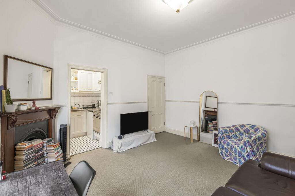 Apartment in London - View 4