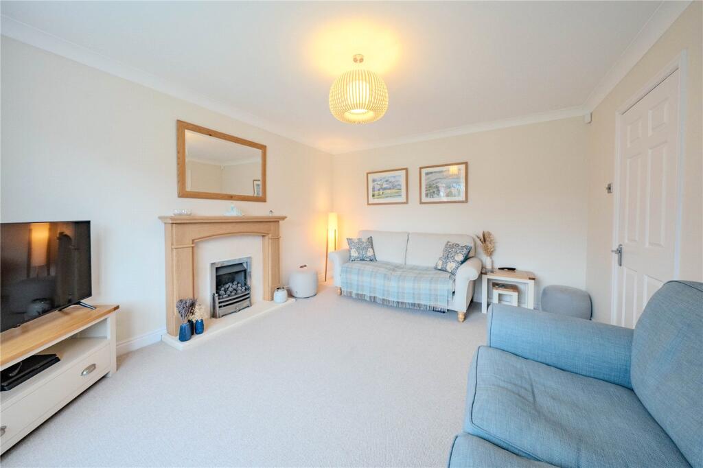 The Spinney, Moortown, Leeds, West Yorkshire photo 3