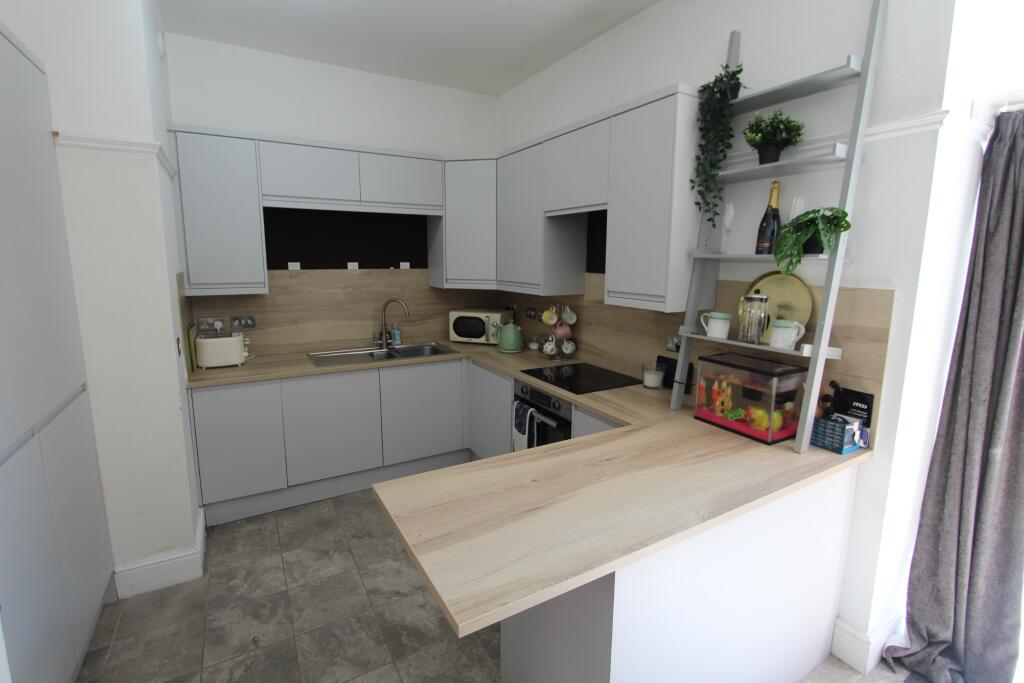 Apartment in Winchester, Tapnage, Wickham - View 3