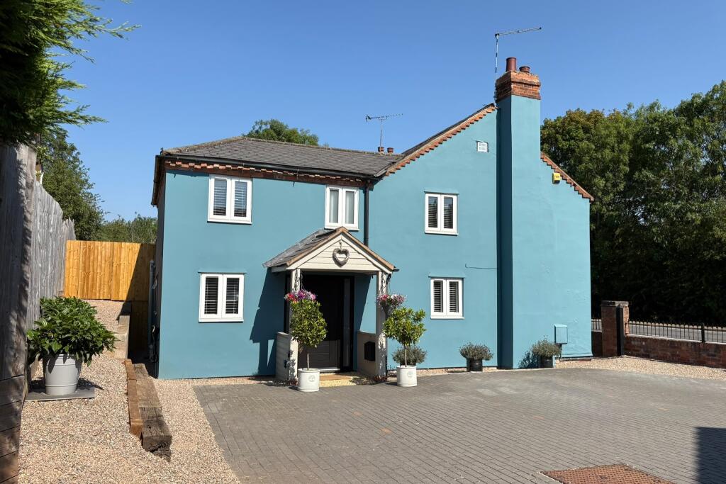 Redditch Road, Stoke Heath, Bromsgrove B60 4JP