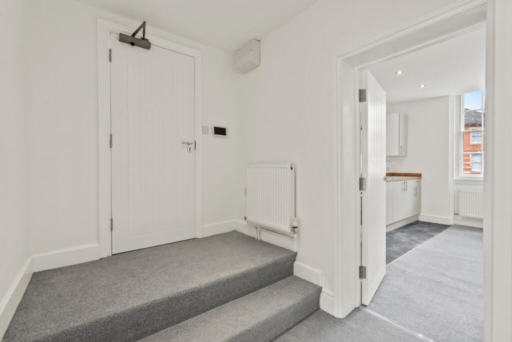 Main image of property: 5 Bull Ring, Worcester, Worcestershire, WR2 5AA