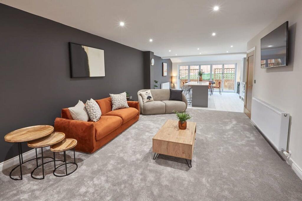 House in York - View 2