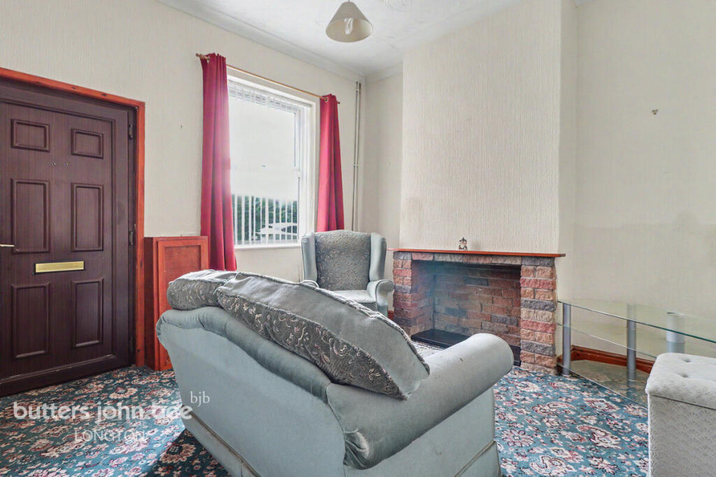 House in Stoke-on-Trent - View 3