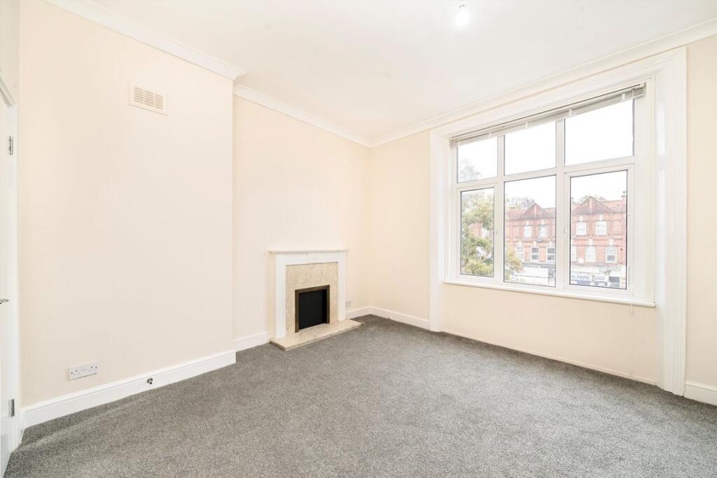 Apartment in London - View 2