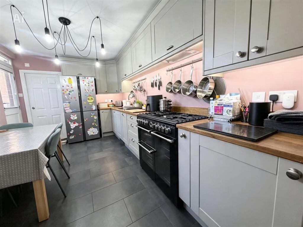 Savile Drive,Chapeltown, LS7 photo 4