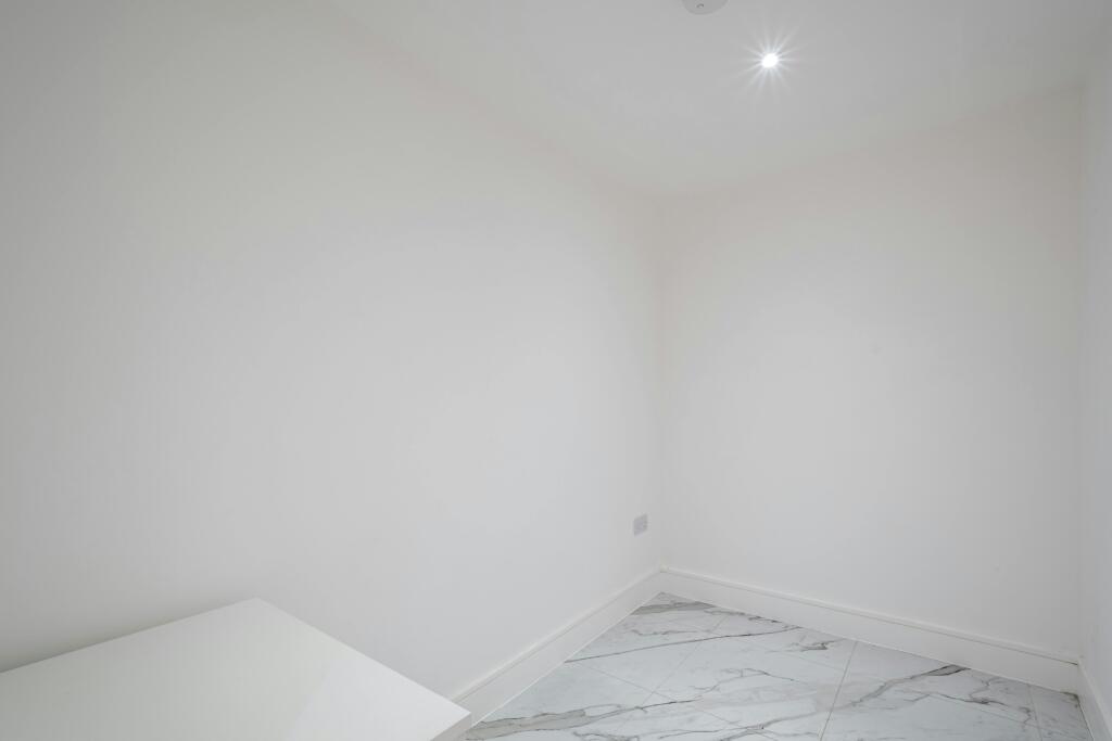 Kingsland Rd 134E New Low Res 3.jpg