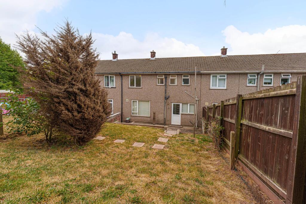 House in Newport, Cwmbran Central - View 4